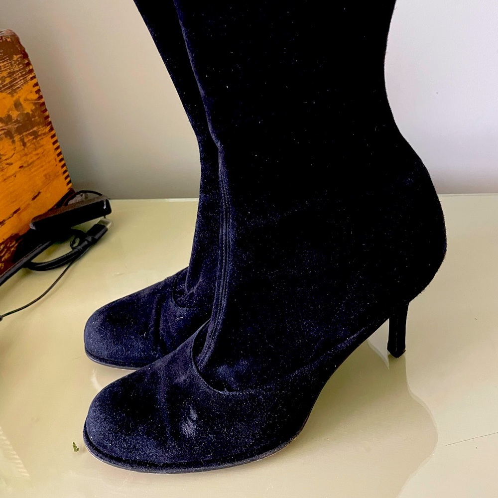 Stuart weitzman suede boots